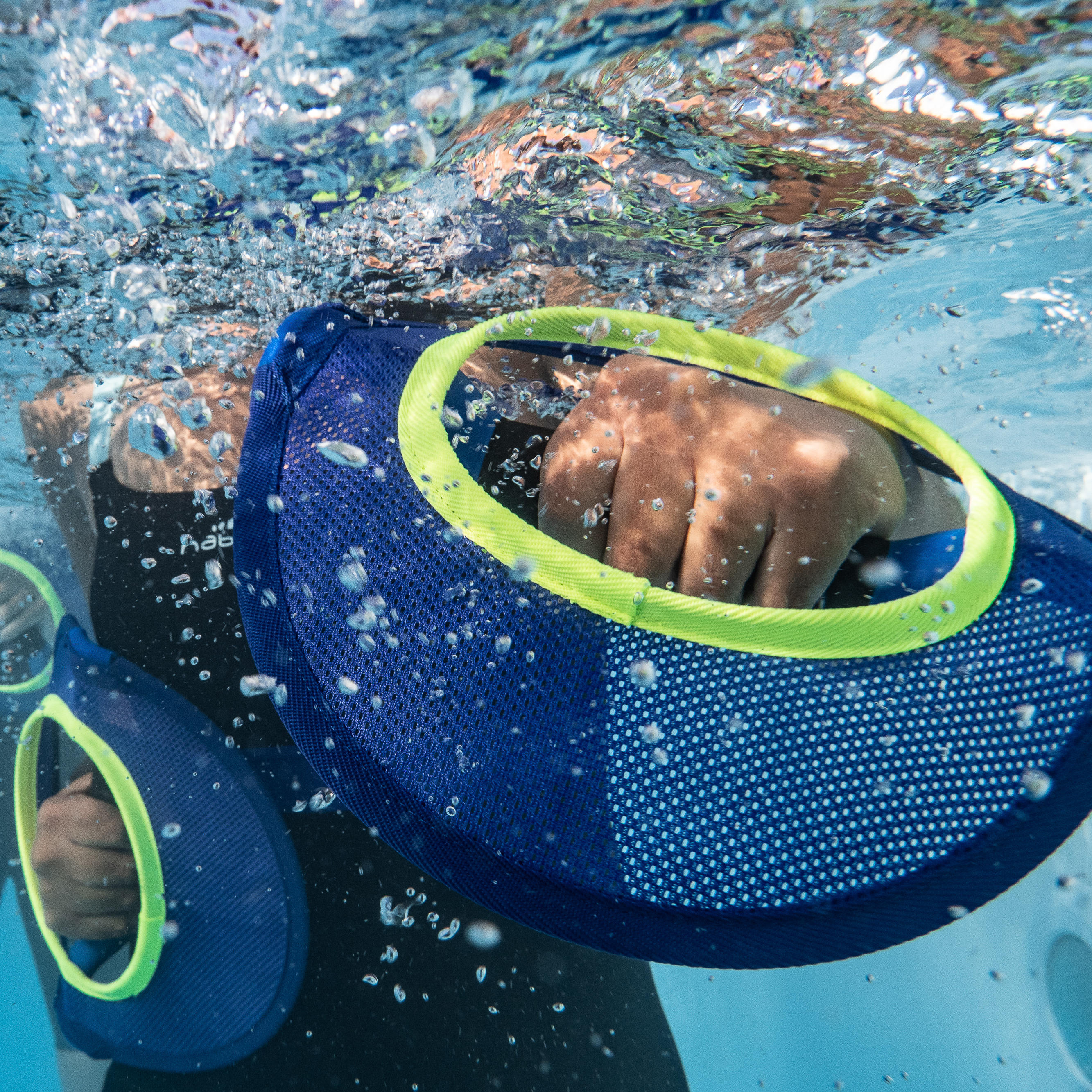 Pullpush Aquagym-Aquafitness Strength Training Mesh Dumbbell - Blue Yellow - By NABAIJI | Decathlon
Pullpush Aquagym-Aquafitness Strength Training Mesh Dumbbell - Blue Yellow - By NABAIJI | Decathlon
