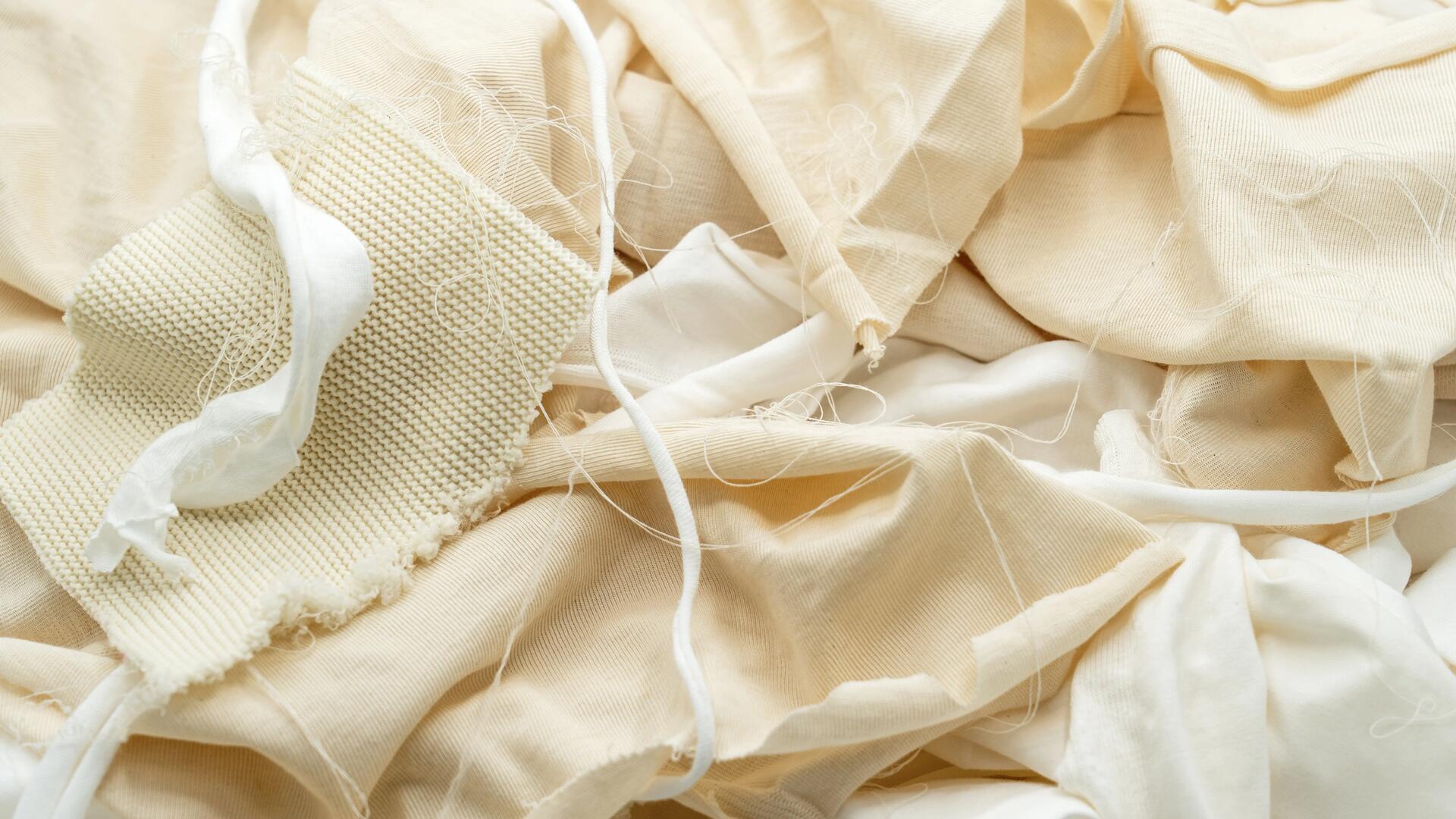 Produção de algodão reciclado.