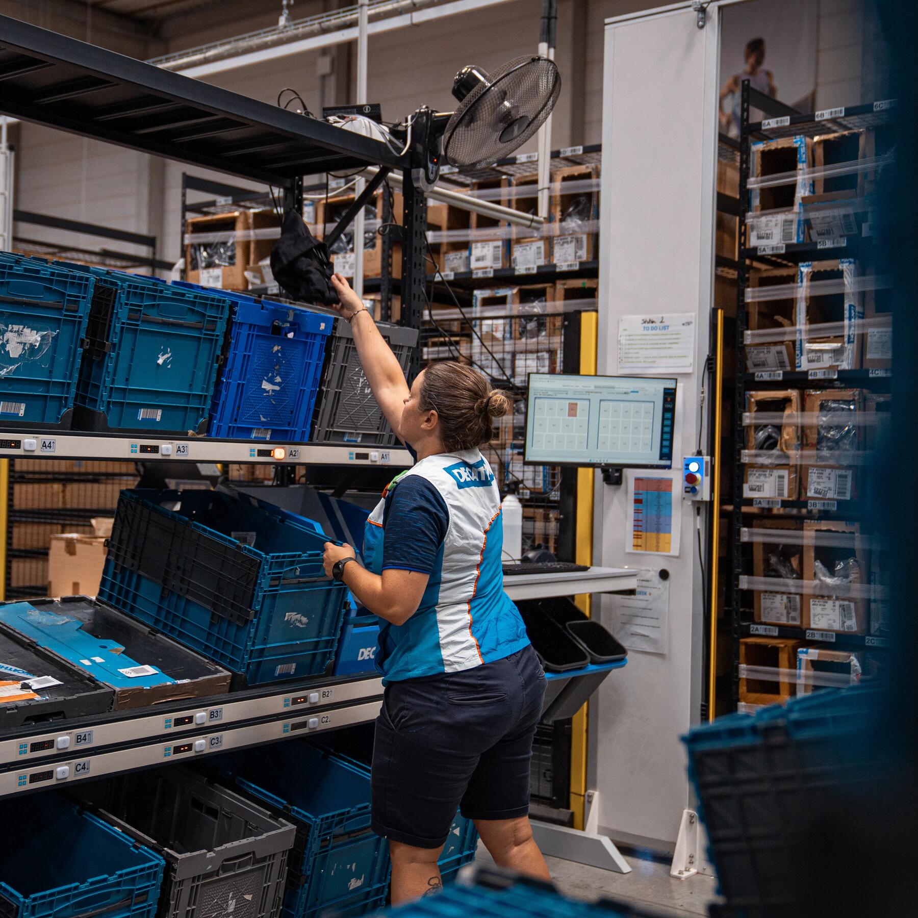 Photo logistique decathlon transport produit