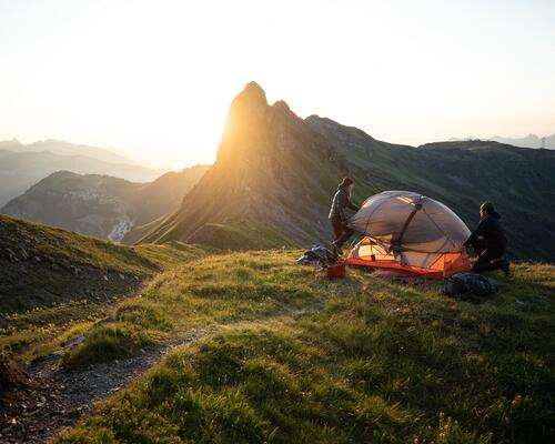 How to choose your camping tent: 2 Seconds vs classic? 