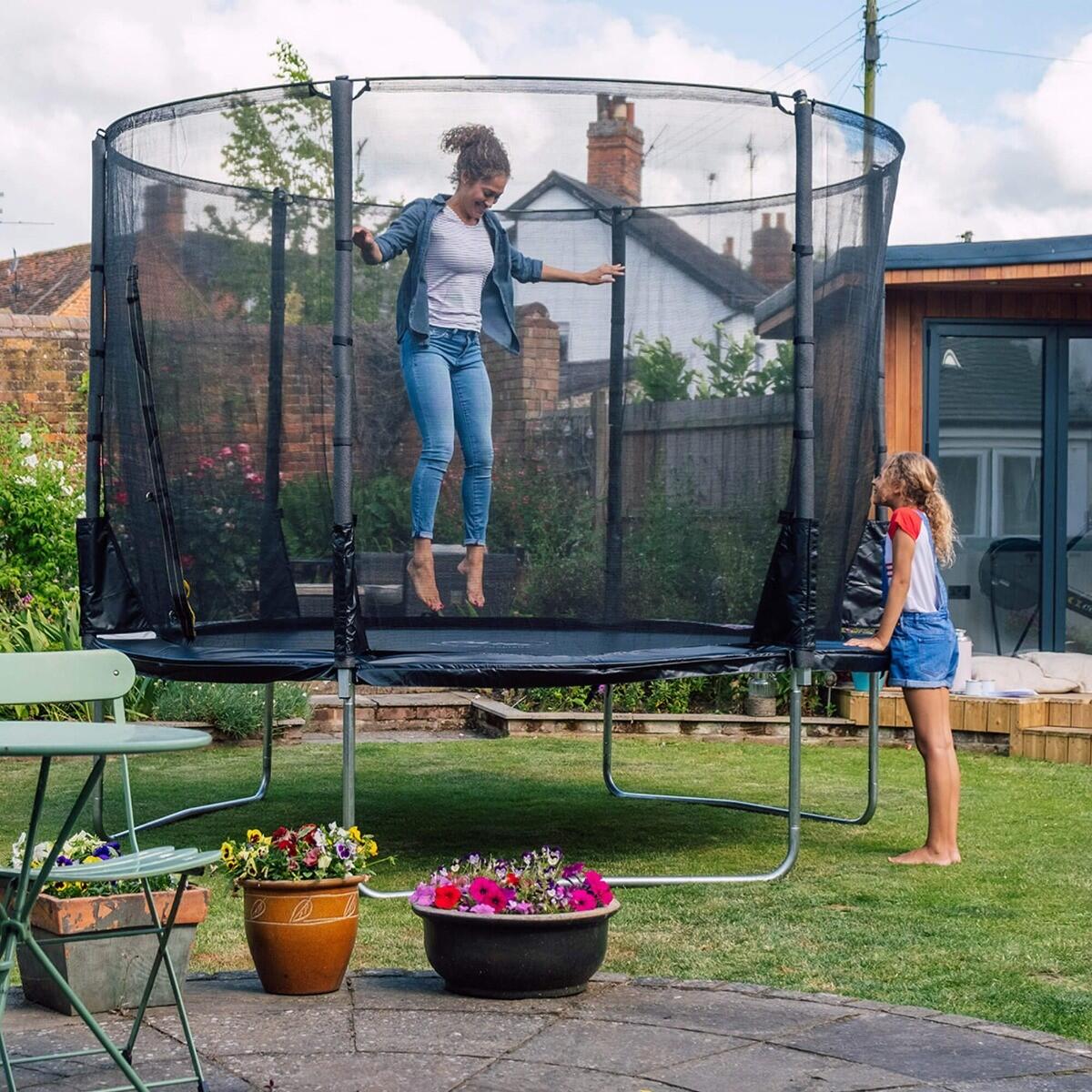 Plum 10ft trampoline on sale enclosure