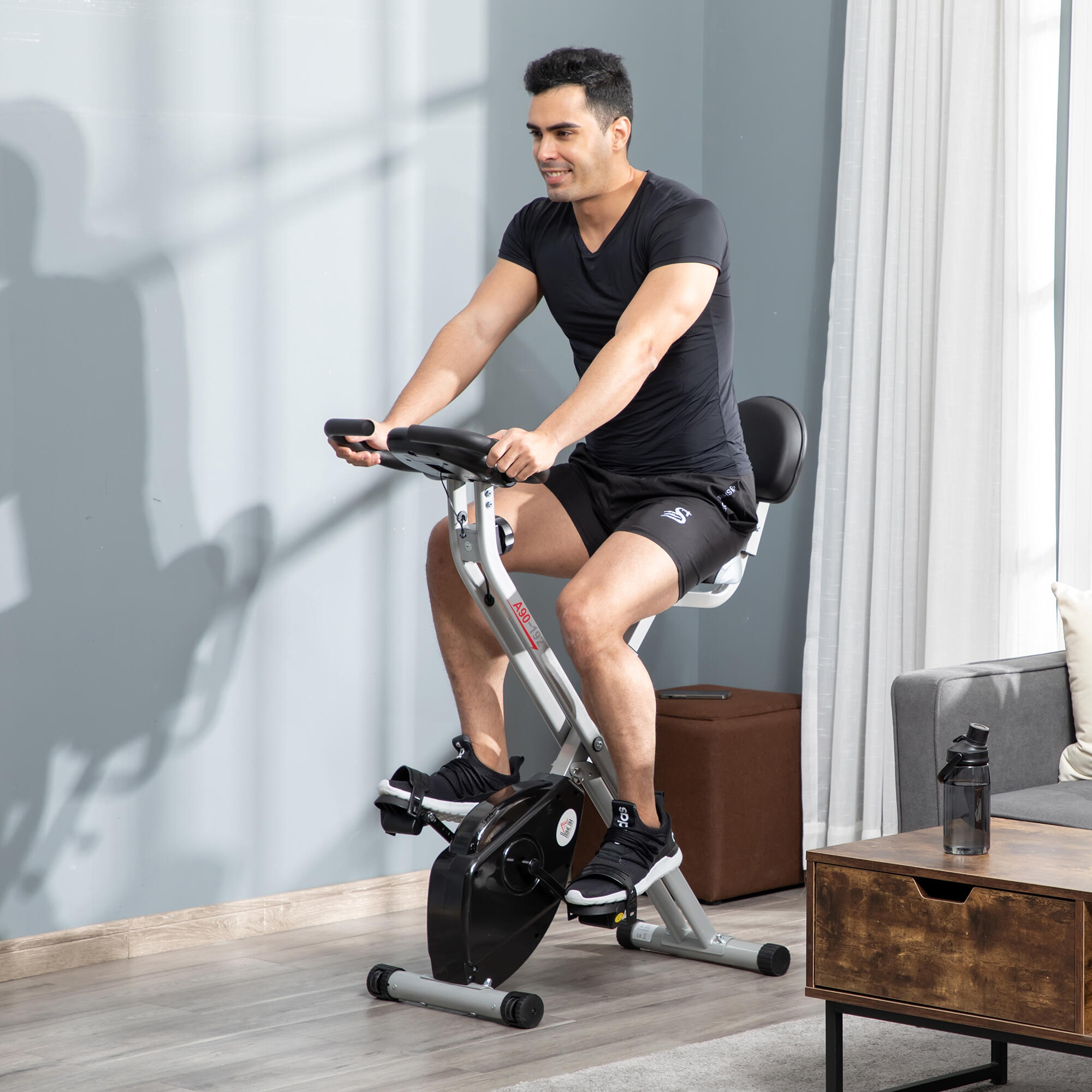 Bicicleta de ejercicio plegable HOMCOM con 8 niveles de resistencia magnética 2/6