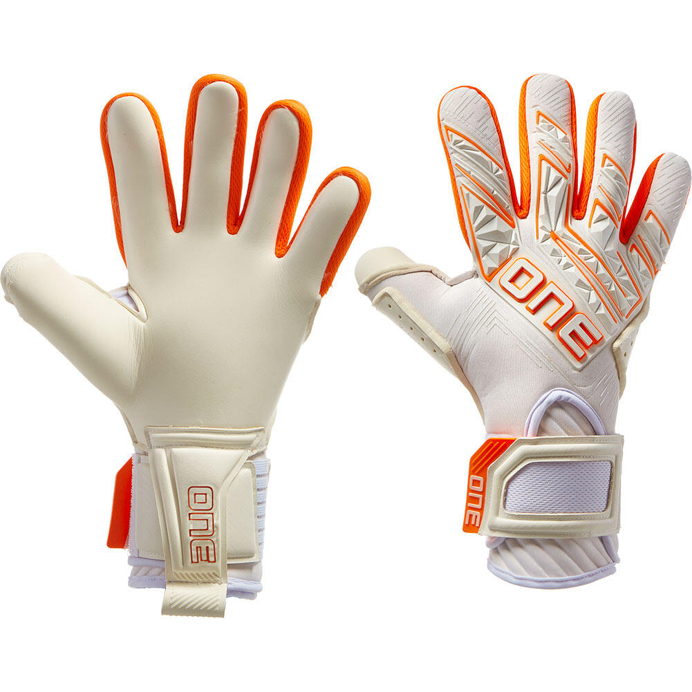 ONE ONE APEX Pro Ignite Goalkeeper Gloves