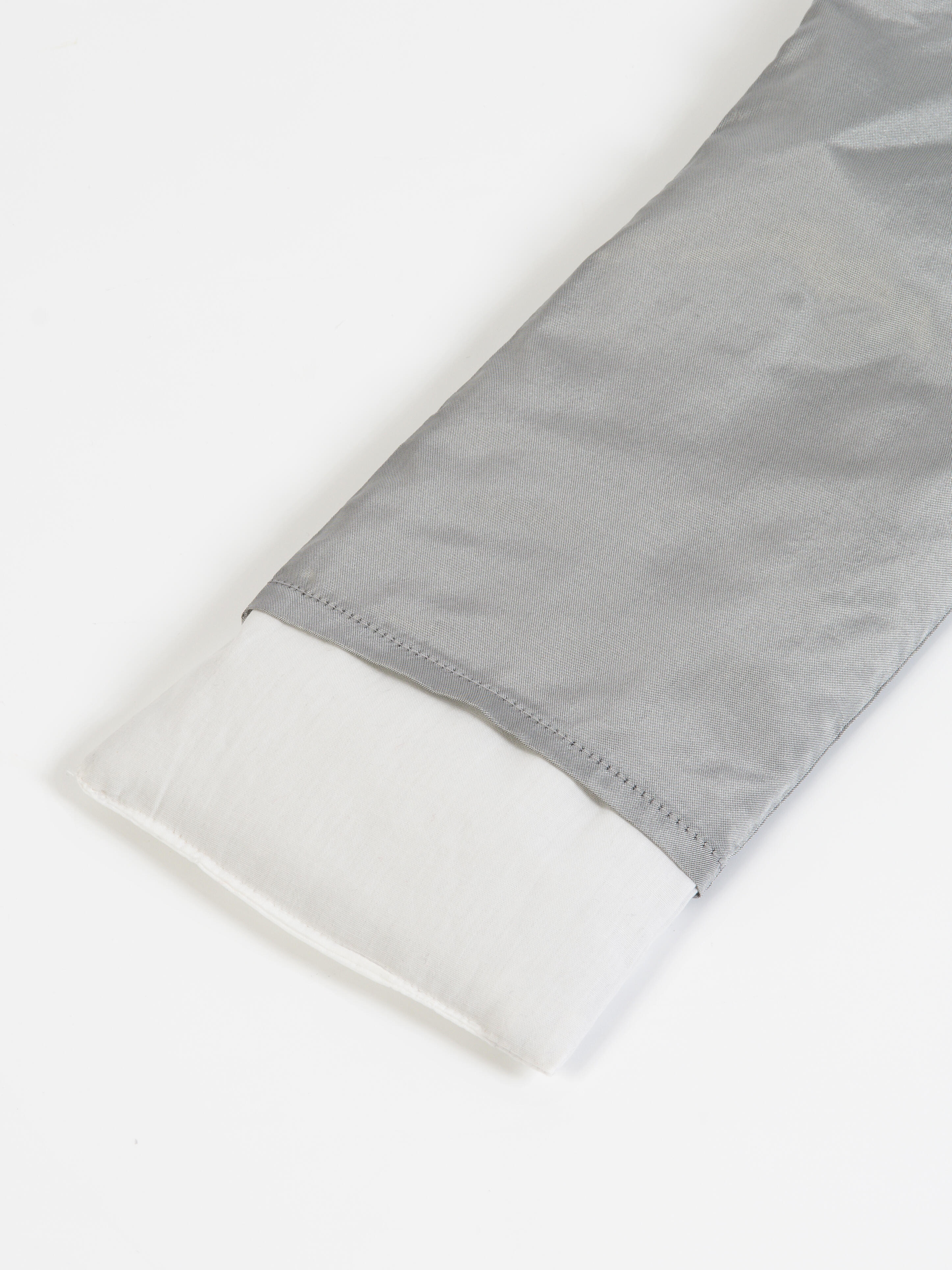 Yoga Studio Scented Lavender & Linseed Eye Pillows - Silver (Silk) 2/2