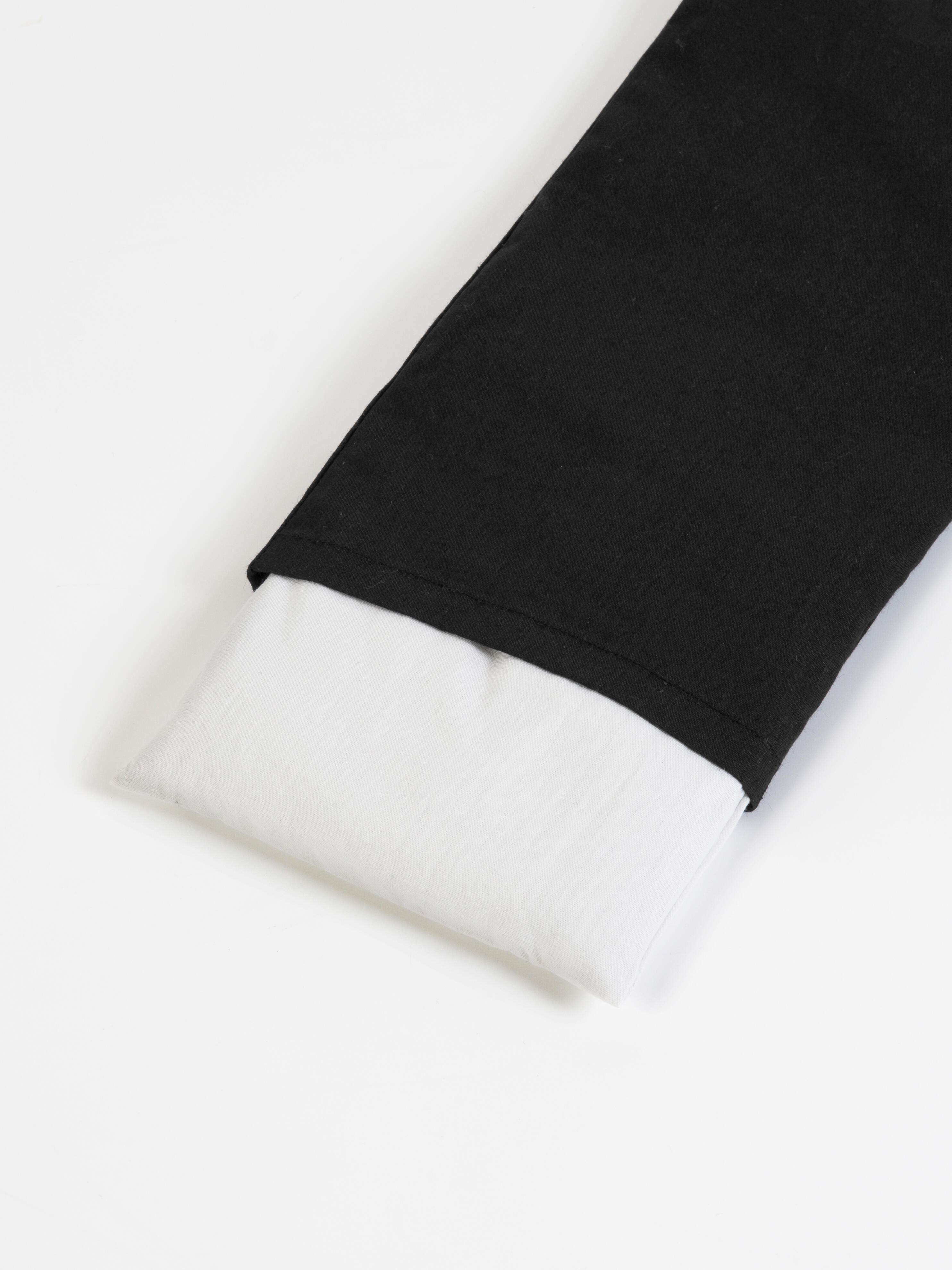 Yoga Studio Scented Lavender & Linseed Eye Pillows - Black 2/2