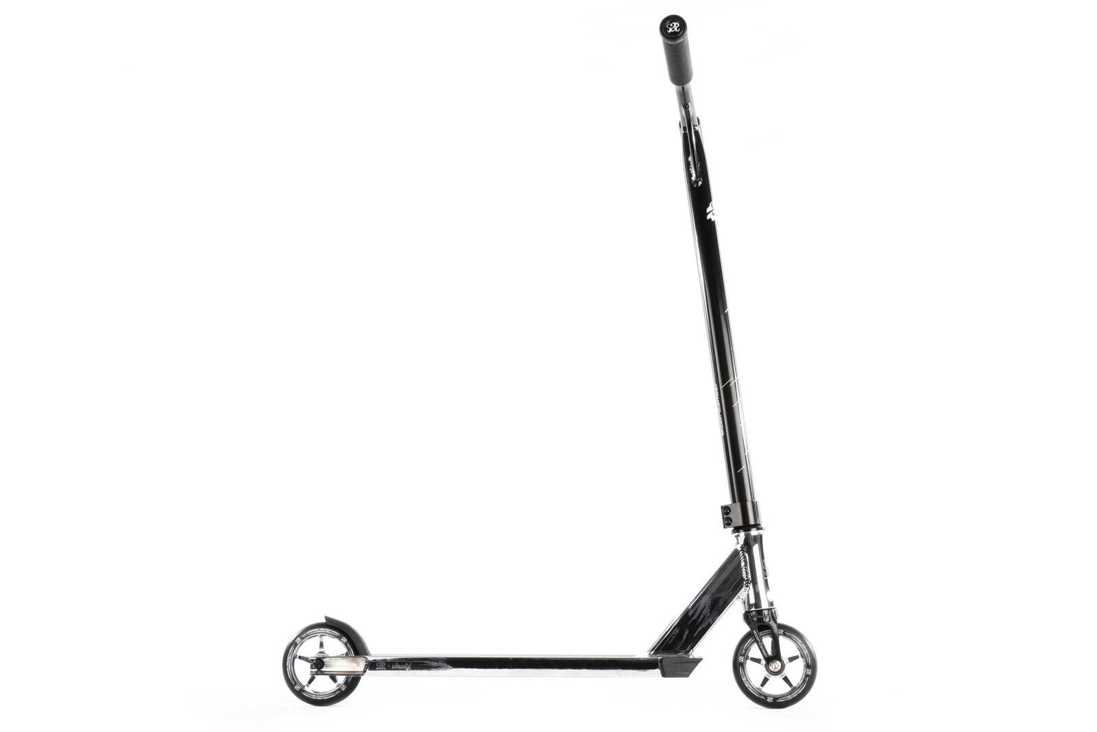 Versatyl Scoot 2 Street Freestyle Scooter 3/6