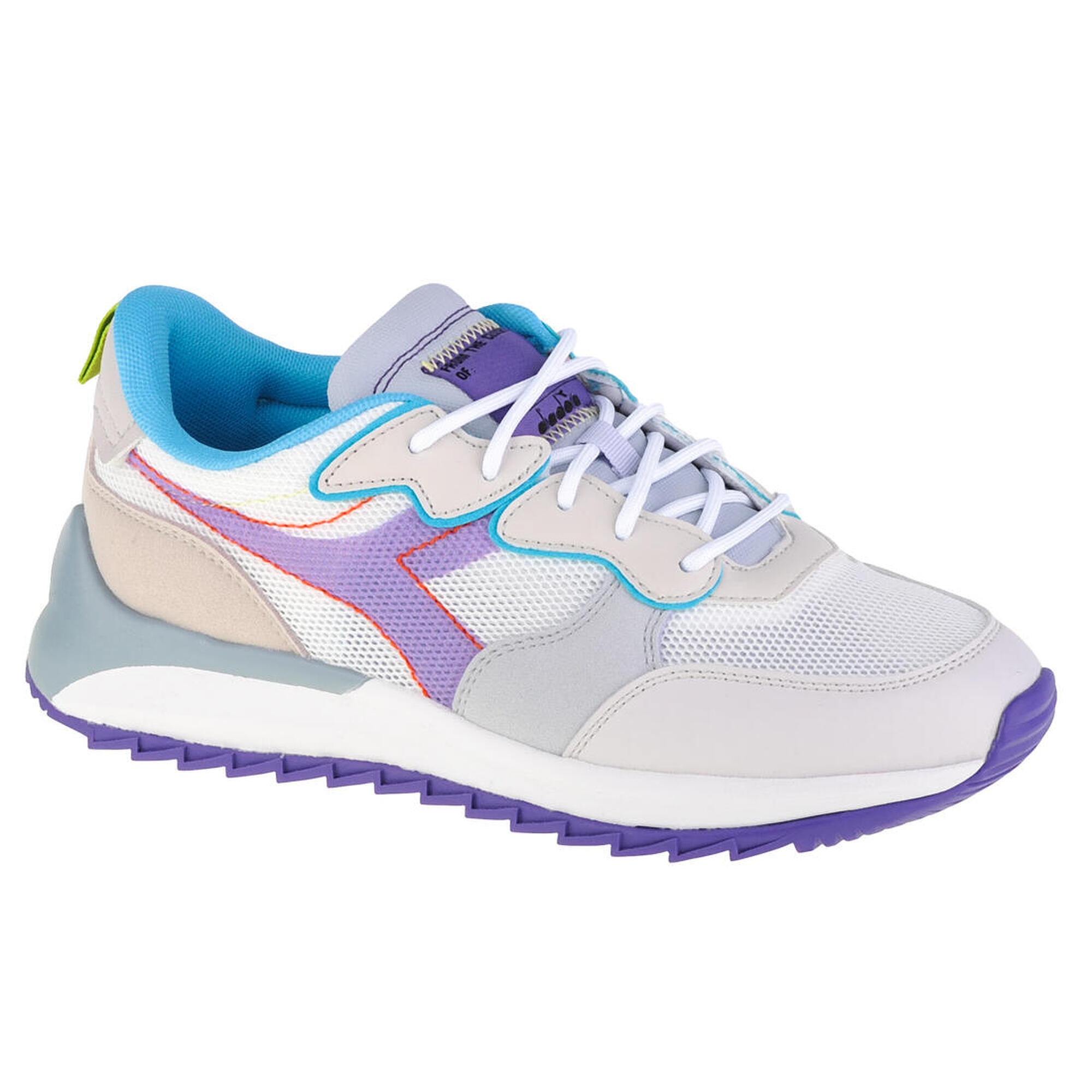 DIADORA picture