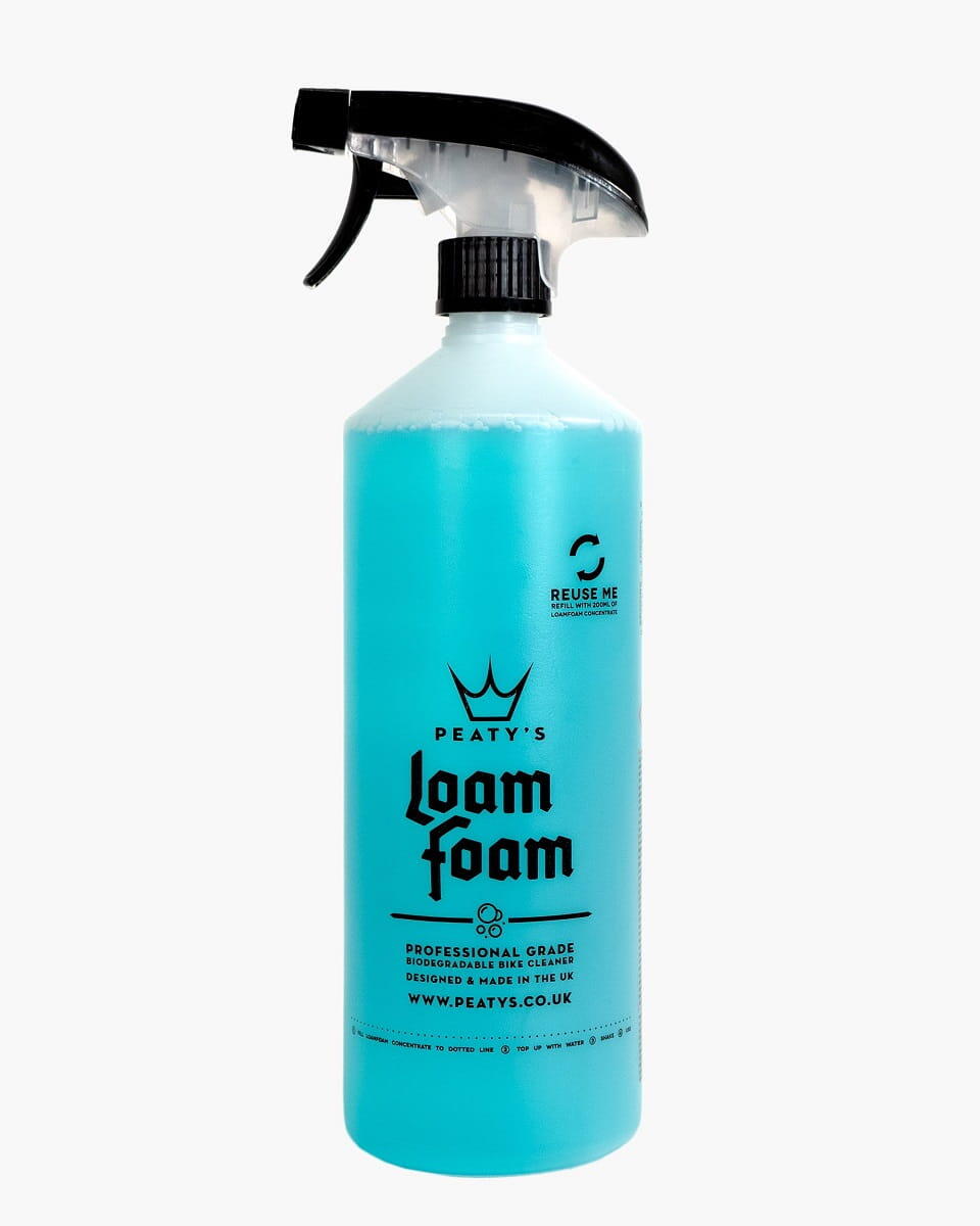 Kit de limpieza de Peaty: Loam Foam 1L / Loam Foam Concentr 1L 3/4