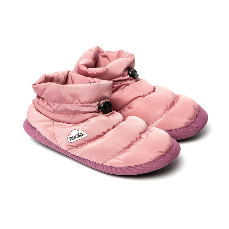 Chaussons unisex Nuvola de couleur rose pâle avec semelle en caoutchouc