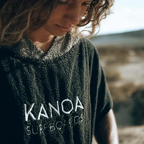 Surf Poncho zwart met capuchon en kangoeroezak 5/5