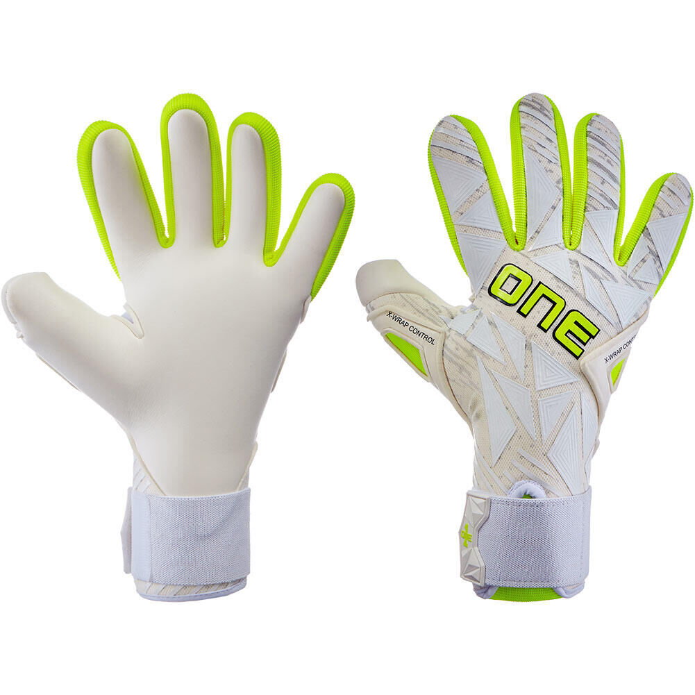 ONE ONE GEO 3.0 Switch Junior Goalkeeper Gloves