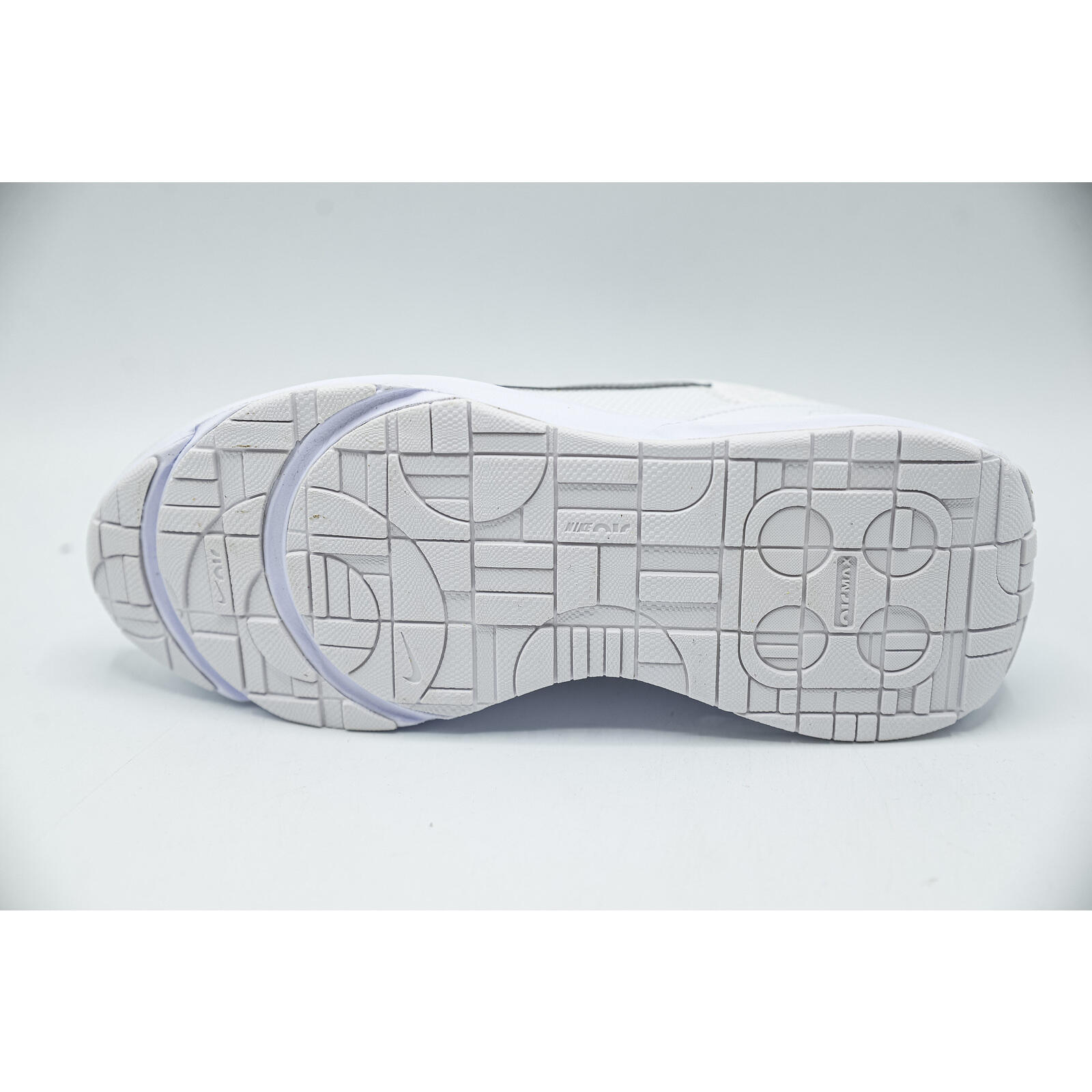Baskets Nike Air Max Intrlk Lite, Blanc, Femmes 5/7