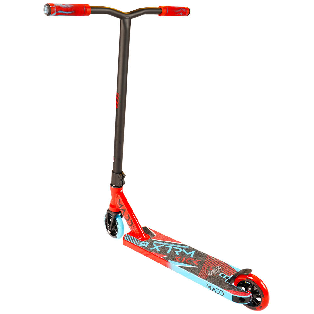 MADD GEAR KICK EXTREME V5 PRO STUNT SCOOTER – AGE 8+ - RED / BLUE 2/5