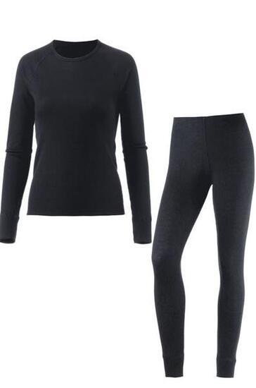 Un ensemble de sous-vêtements thermoactifs CMP