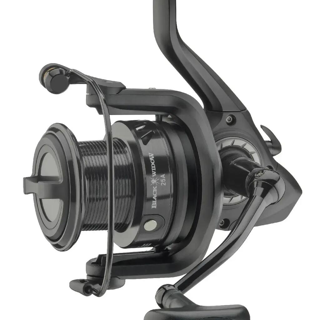 Мотовило Daiwa Black Widow 25A 3 ролки/370 м x 0,30 мм/4,6:1