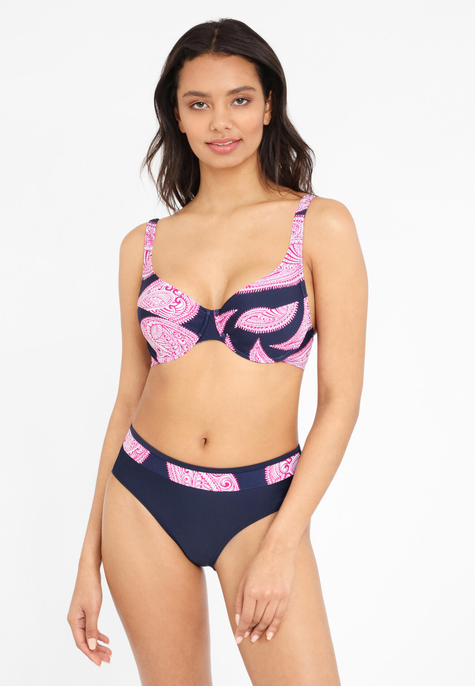 Damen LASCANA Bügel-Bikini im modischen Design 2/7