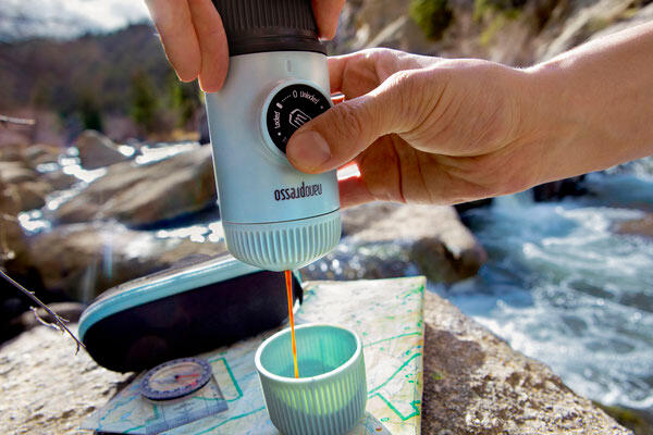 Cafetera portátil "Nanopresso" con tapa Wacaco 4/7