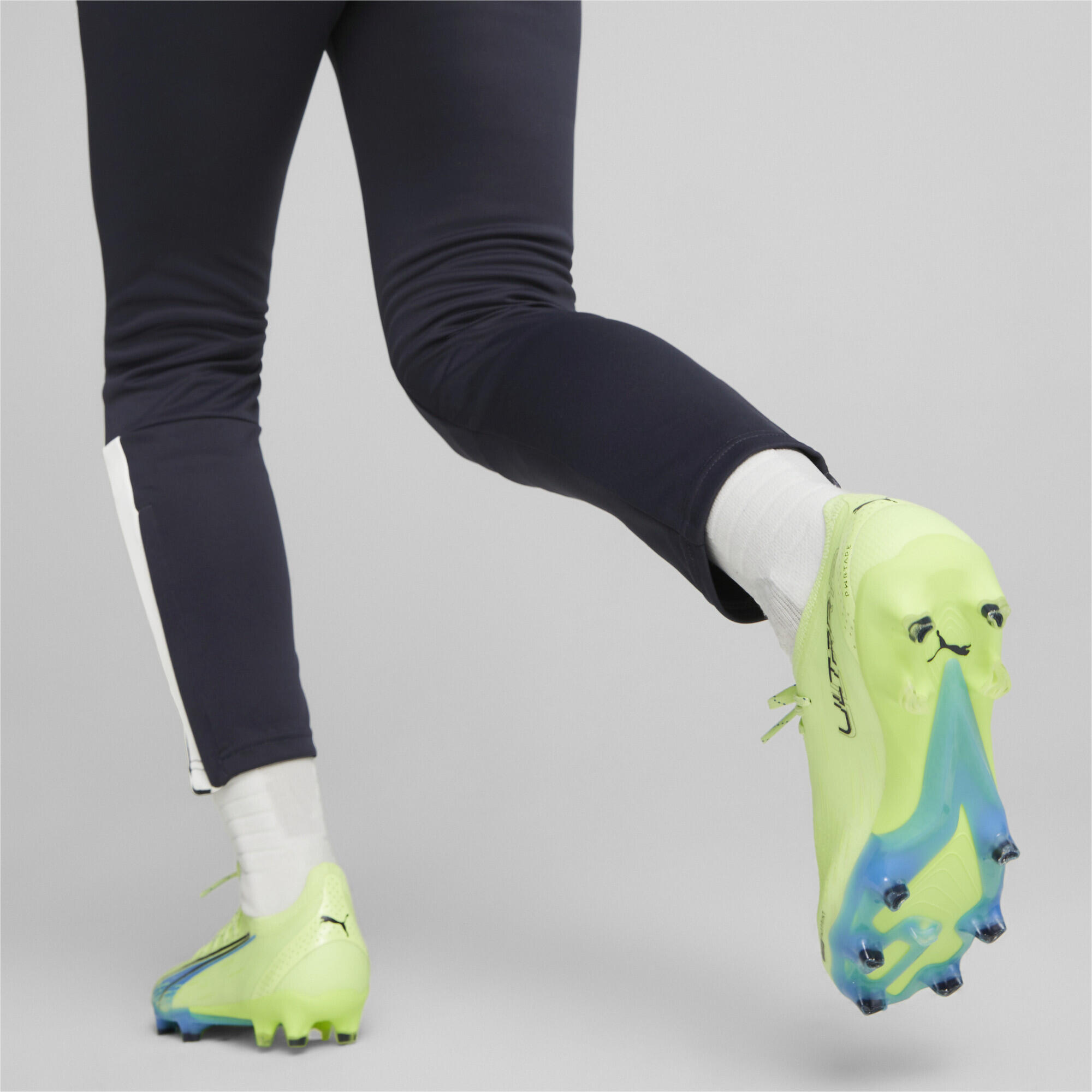 Puma Ultra Ultimate FG/AG Womens Green Football Boots 2/7