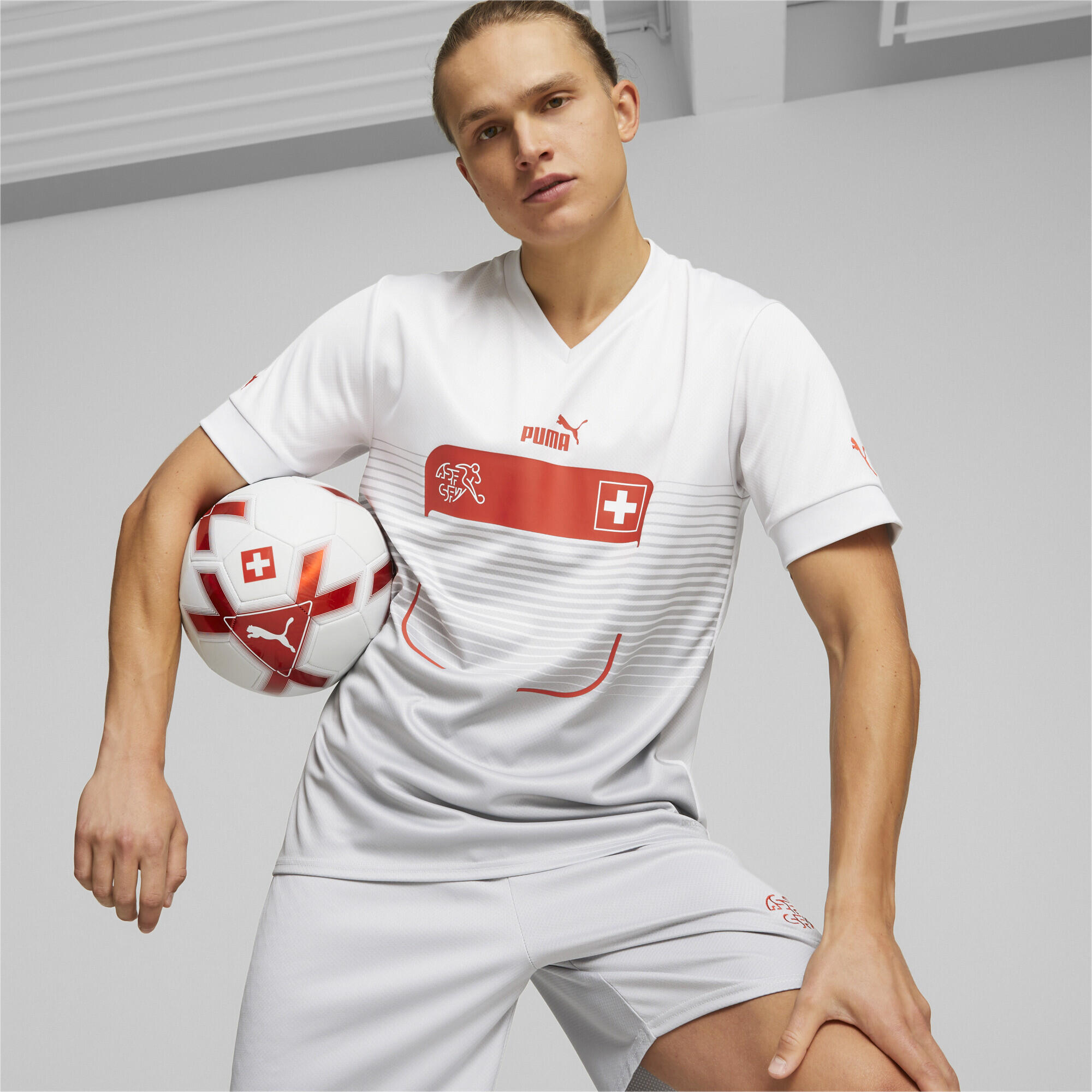 Maillot Away Suisse PUMA Nimbus Cloud Harbor Mist Gray 2/6