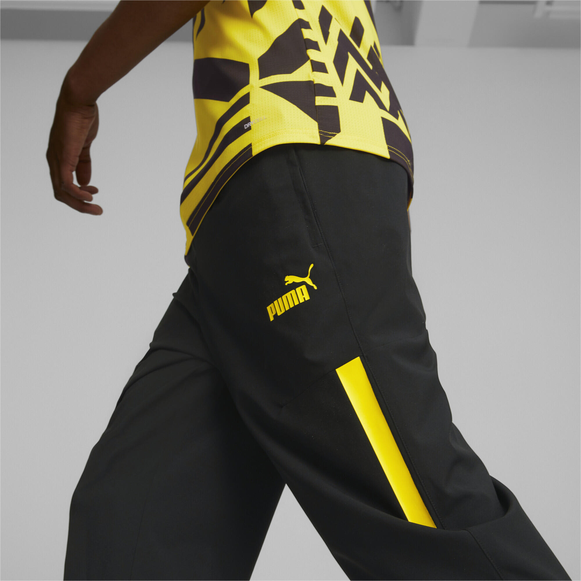 Pantaloni in tessuto prepartita da calcio Borussia Dortmund da uomo PUMA 3/7