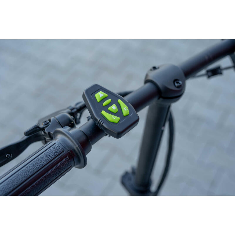 Rucsac pentru bicicleta si trotineta electrica cu semnalizare LED integrata