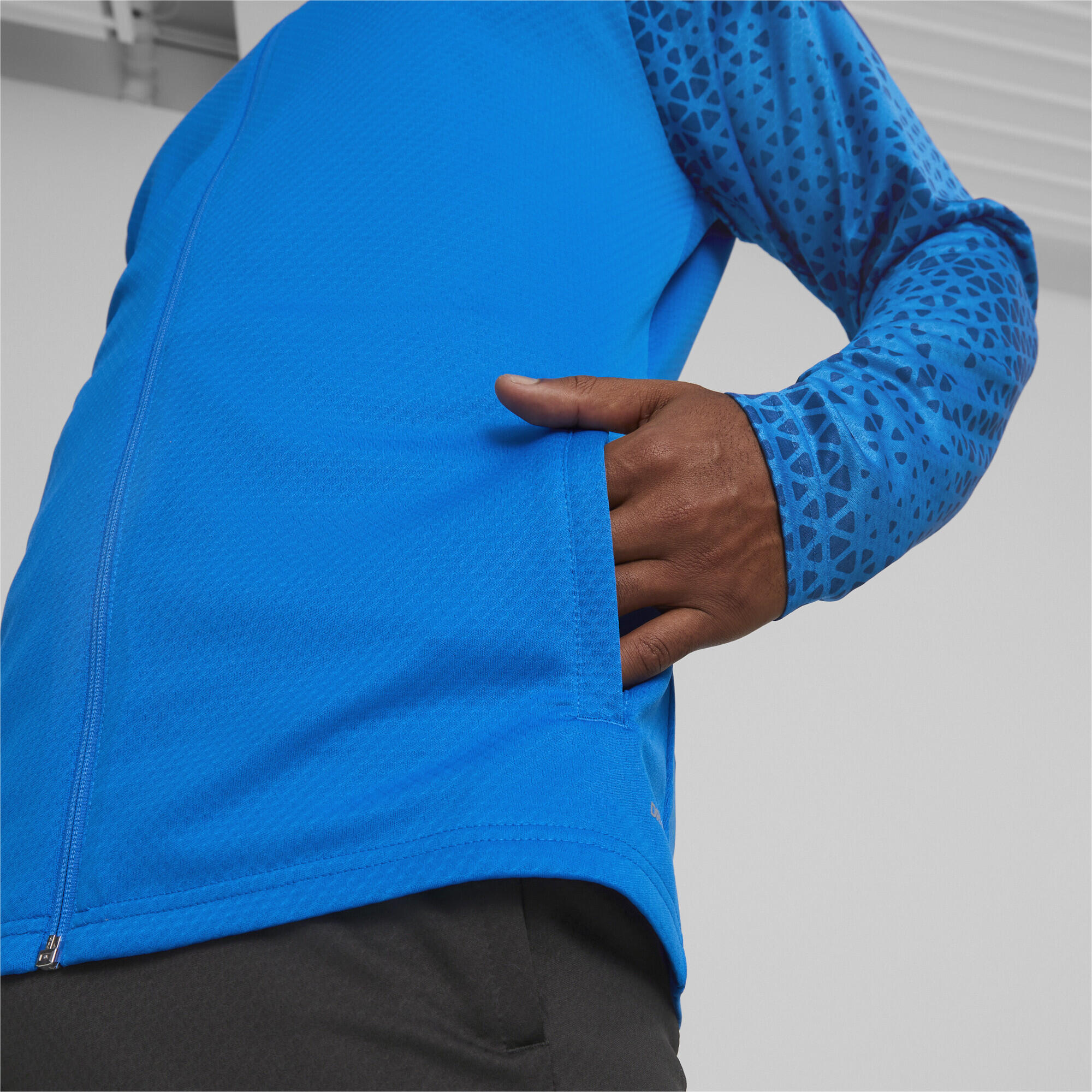 teamCUP Fußball Trainingsjacke Herren PUMA Electric Blue Lemonade 5/7