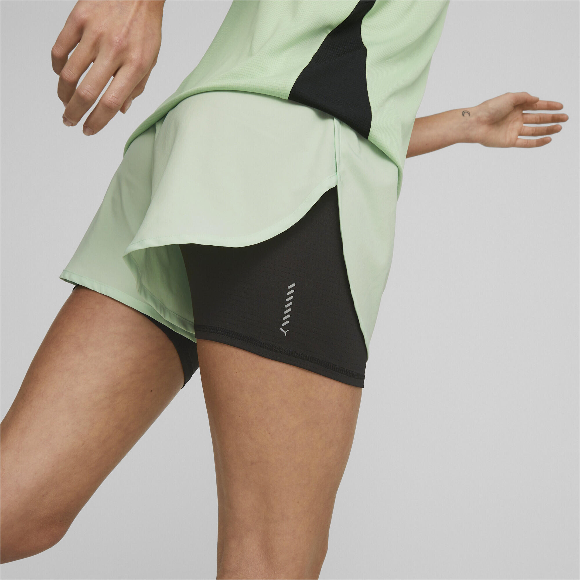 Shorts da running 2 in 1 Run Favourite in tessuto da donna PUMA 4/6
