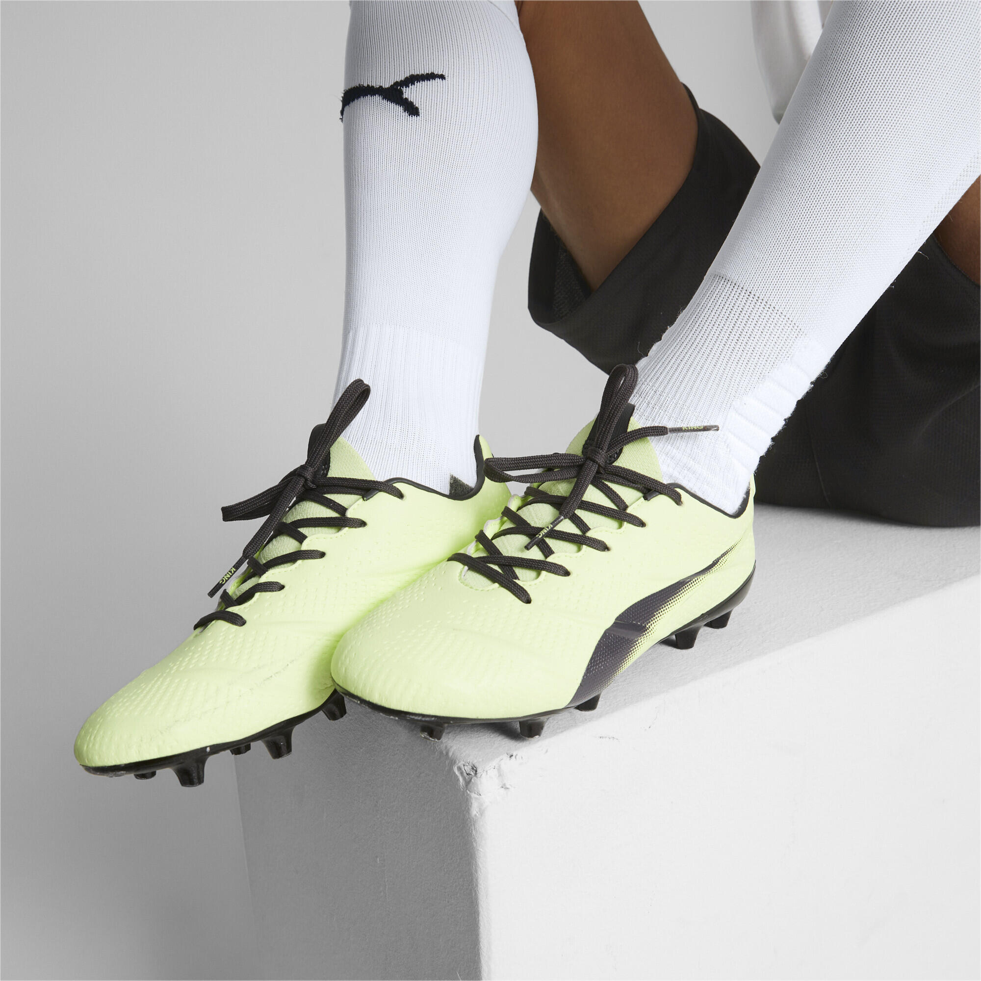 Puma King Platinum 21 VGN FG/AG Mens Green Football Boots 3/7