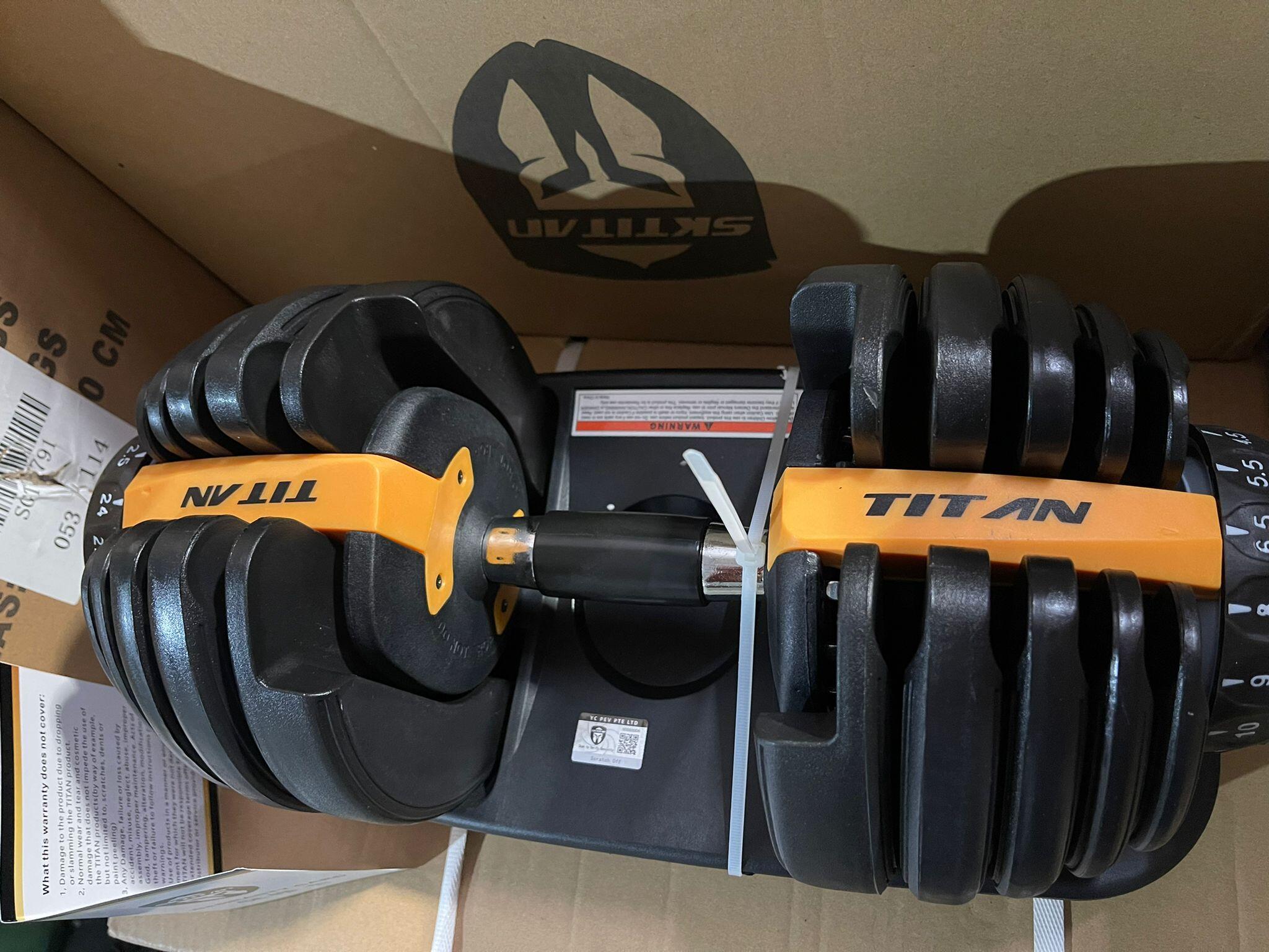 TITAN 24KG Adjustable Dumbbells 1 Pair
