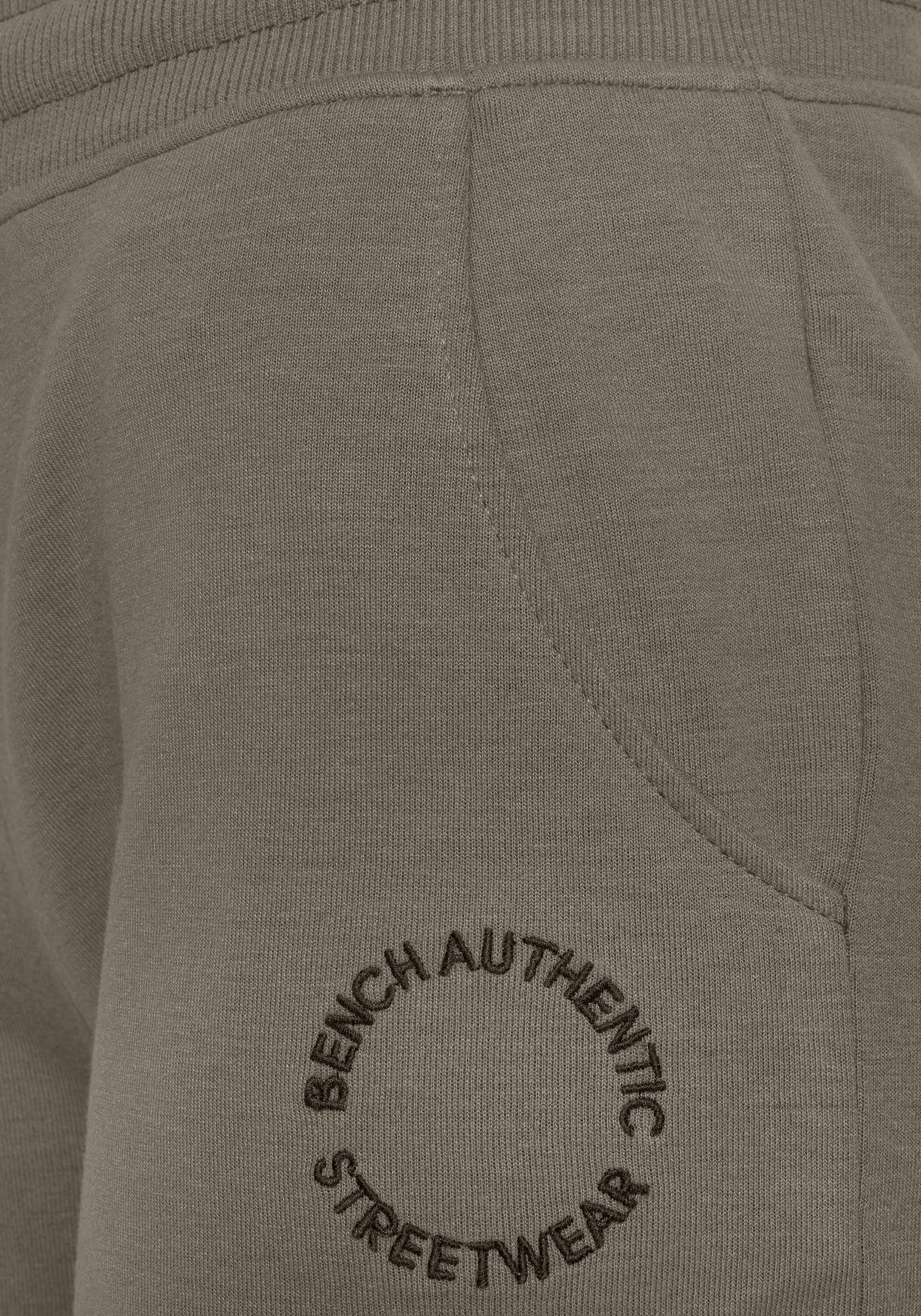 Damen Sweatshorts 5/7