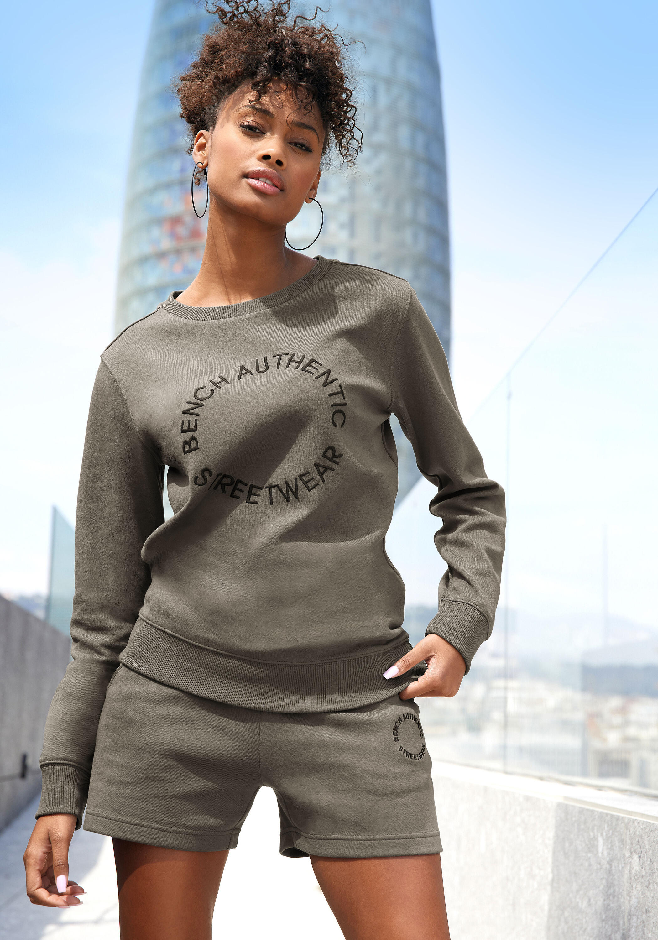 Damen Sweatshorts 4/7