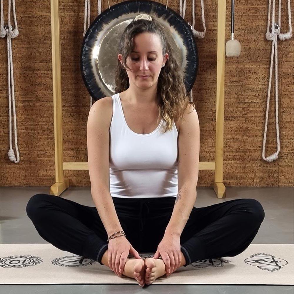 Haut de yoga bambou, sans coutures - T-shirt yoga femme soutien intégré - Blanc 5/5