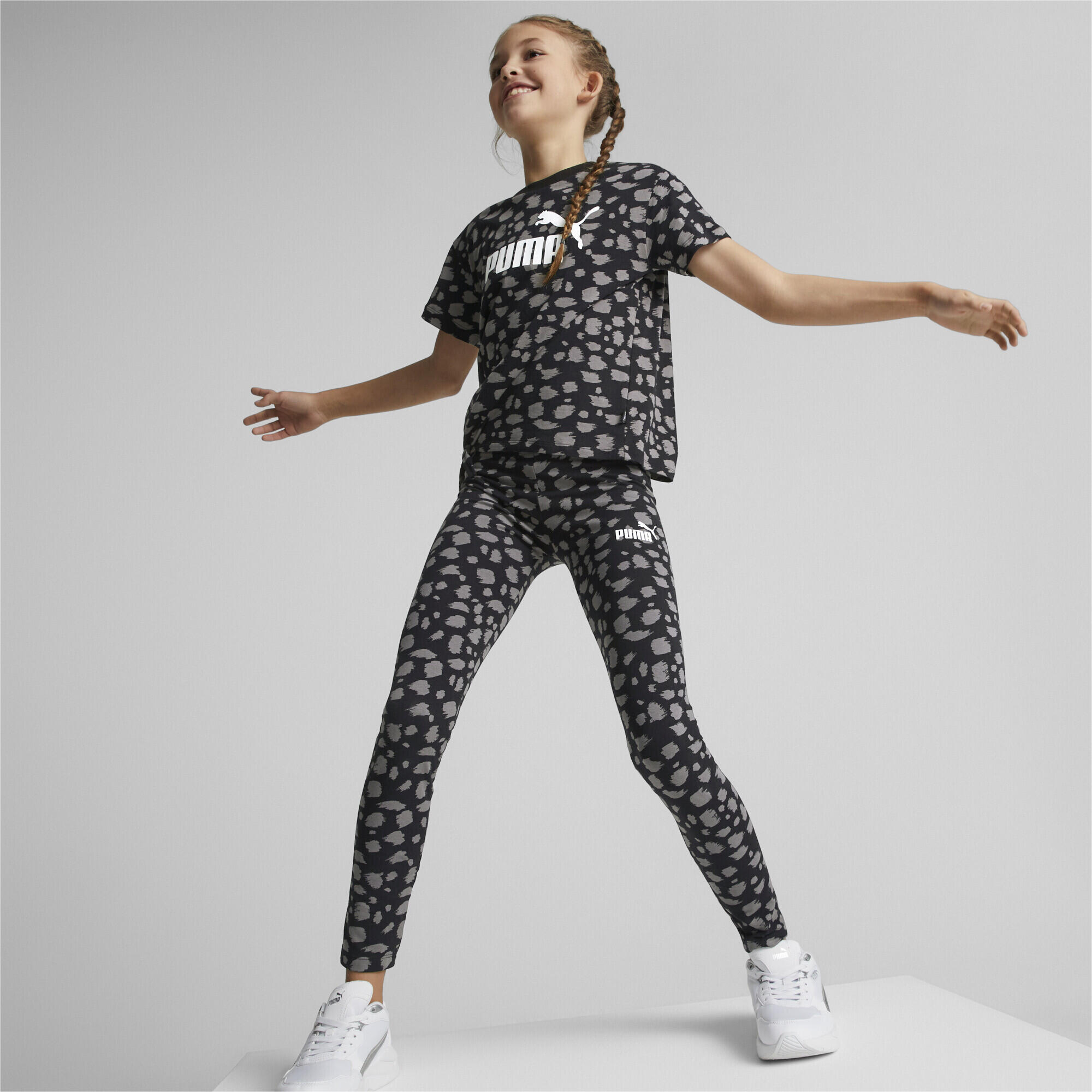 Geknotetes T-Shirt mit Tierprint, Mädchen Puma ESS+ AOP 4/6