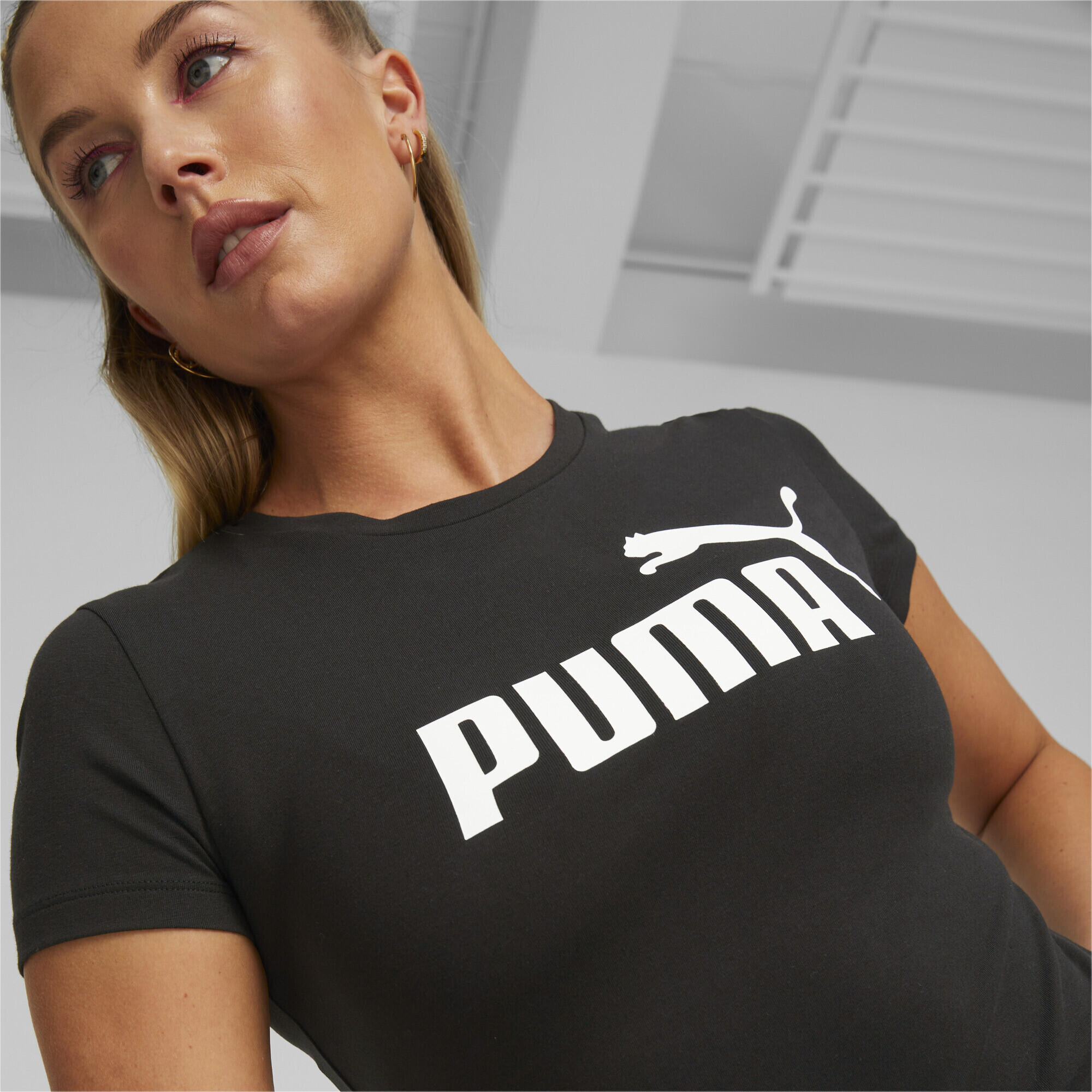T-Shirt Essentials Slim Logo Femme PUMA 4/6