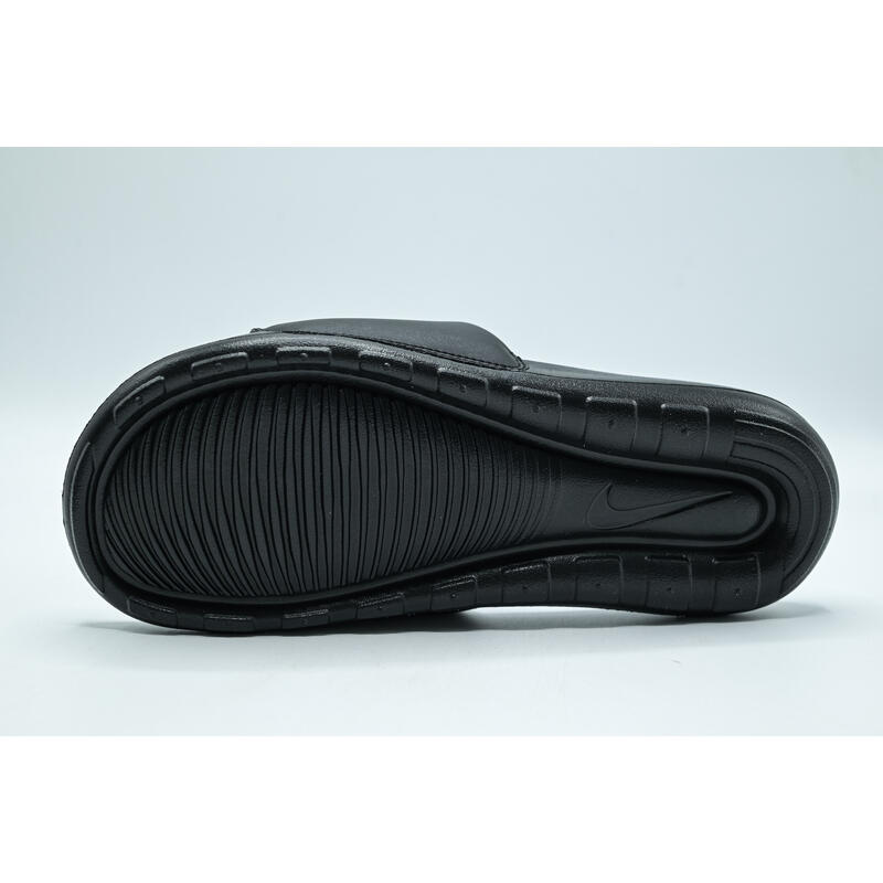 Slapi barbati Nike Victori One, Negru