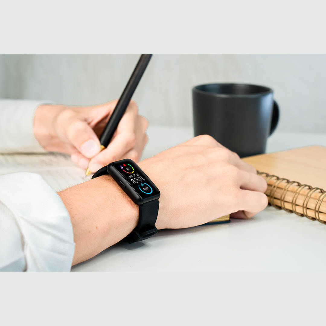 Montre Connectée avec Écran Tactile Incurvé – Abyx Fit Etna – Noire 4/5