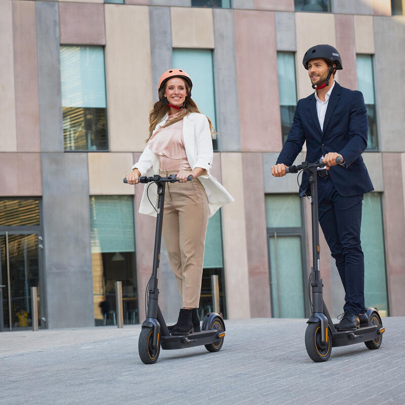 Trottinette électrique Ninebot KickScooter MAX G30E II Powered by Segway