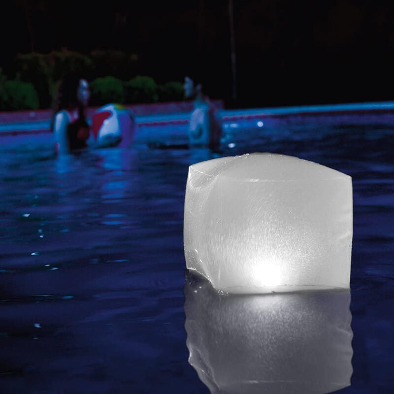Intex drijvende kubus met LED verlichting 23 x 23 cm