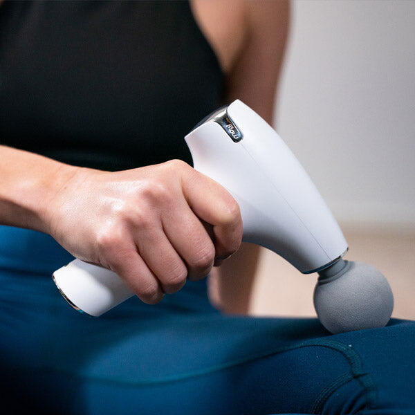 Flow NANO Massagepistole | Vibrationsmassage & Wärmetherapie - Arctic White