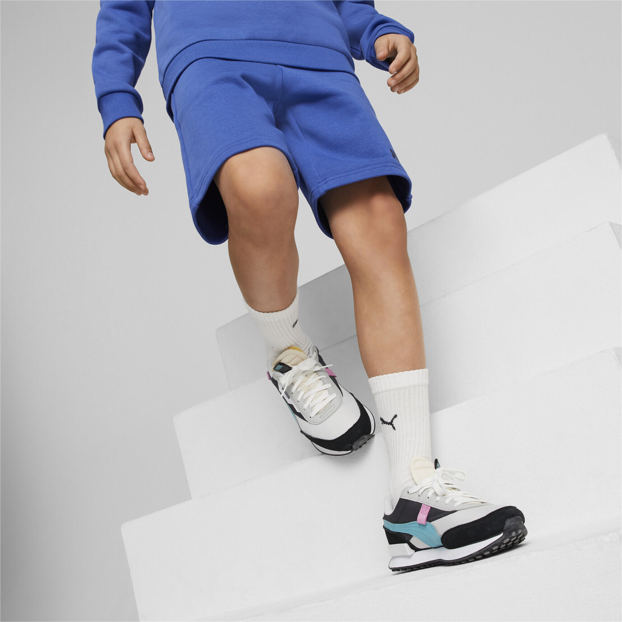 Essentials+ tweekleurige short voor jongeren PUMA Royal Sapphire Blue 4/6