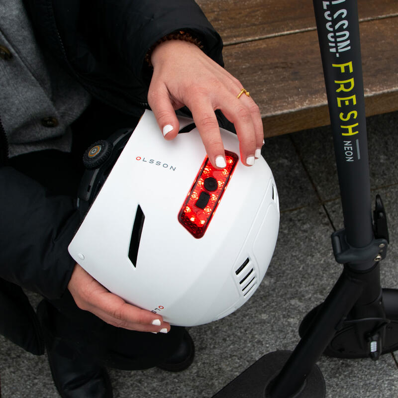 Casco Patinete eléctrico Patines y Skate Olsson and Brothers Urban Light Blanco