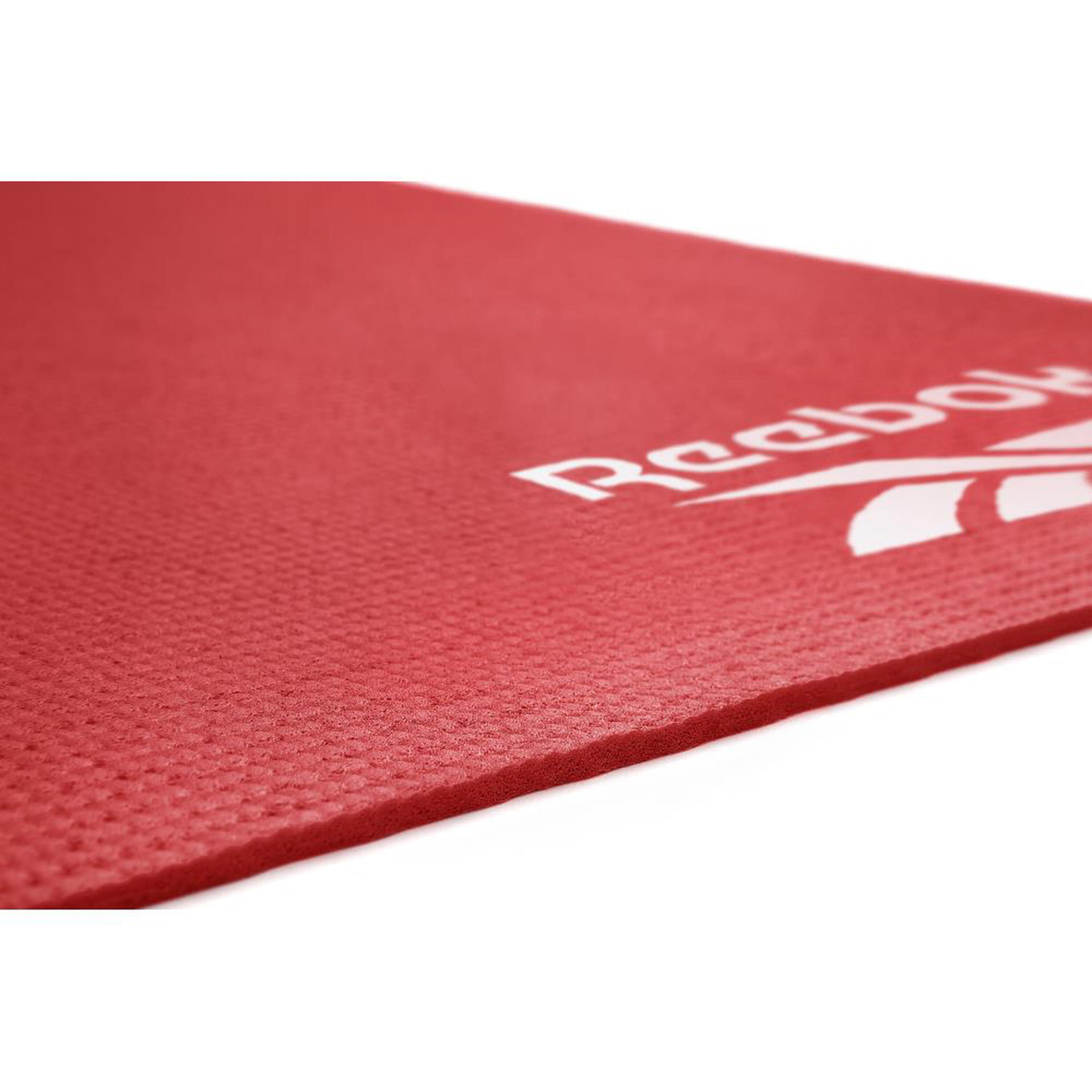 Tapis de yoga Reebok, 4 mm, rouge 3/4