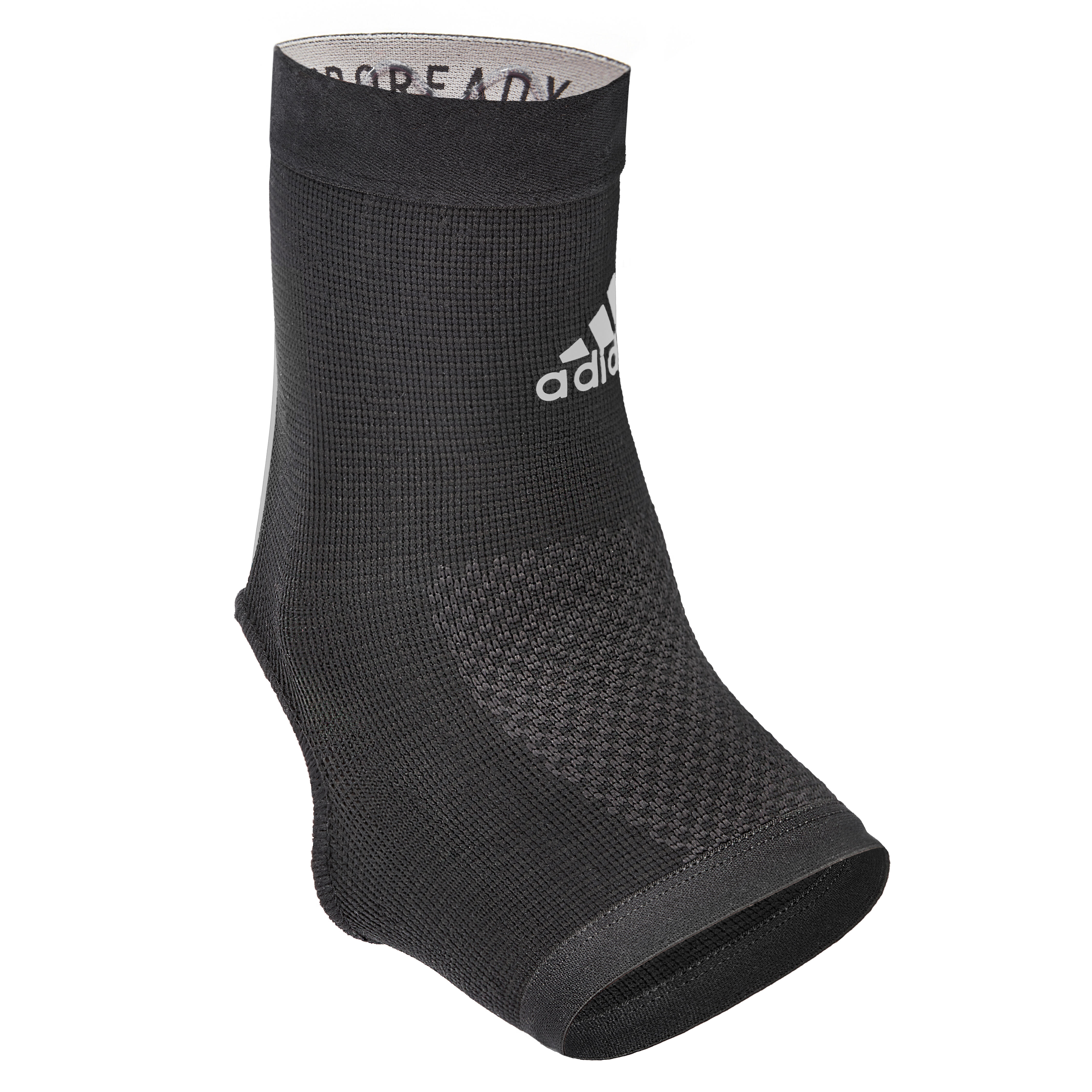 Adidas riot 5 decathlon deals