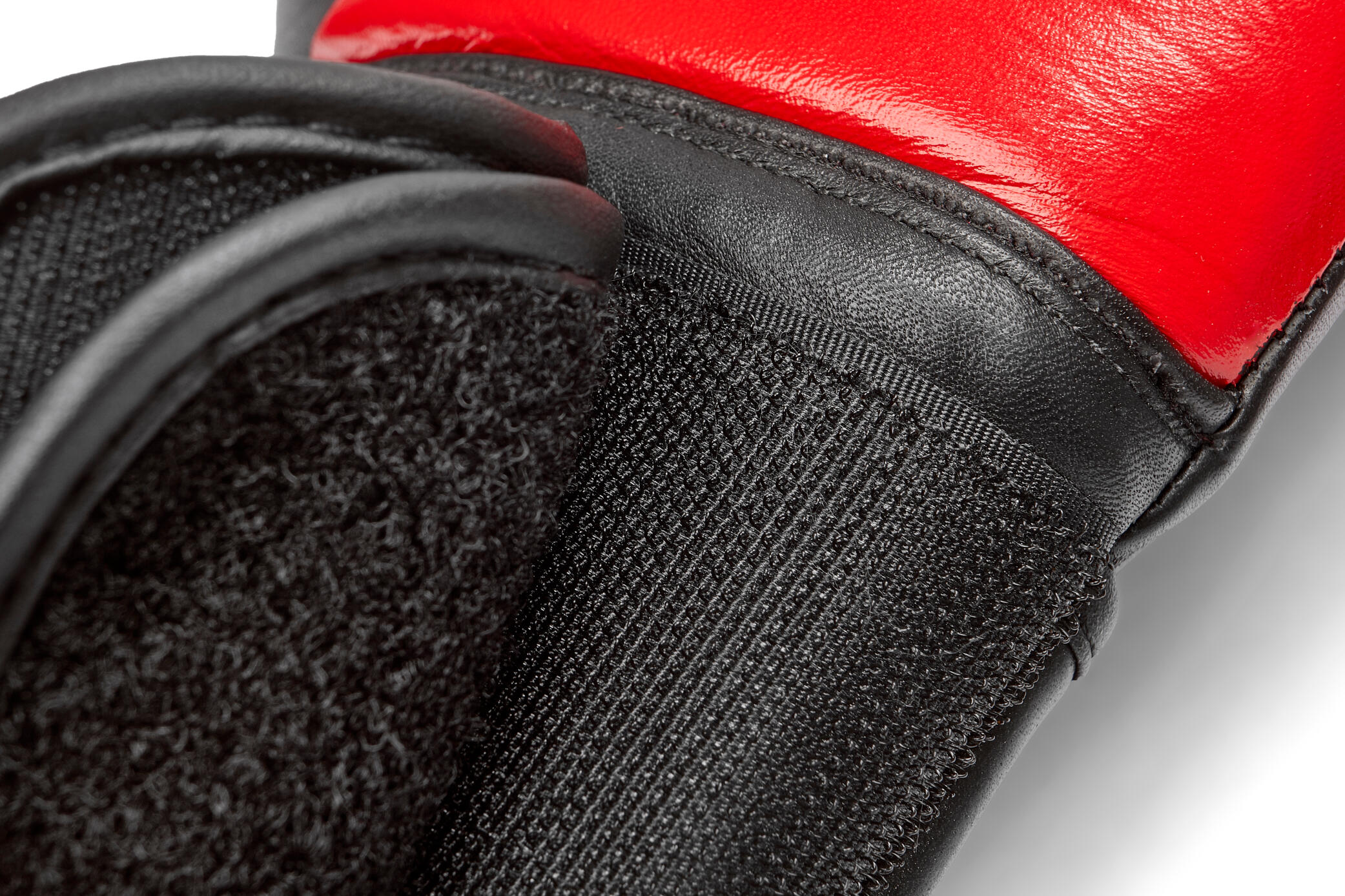 Gants de boxe en cuir Reebok Combat 10 oz rouge/noir 2/5