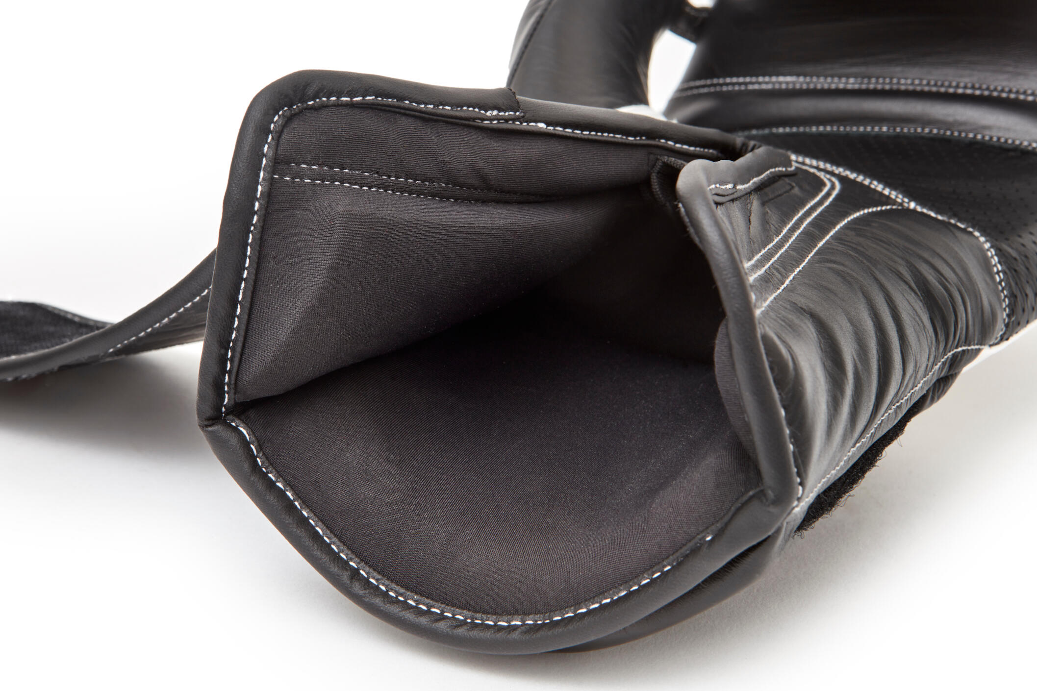 Combat Leder-Boxhandschuhe 10oz Weiß/Schwarz 3/6