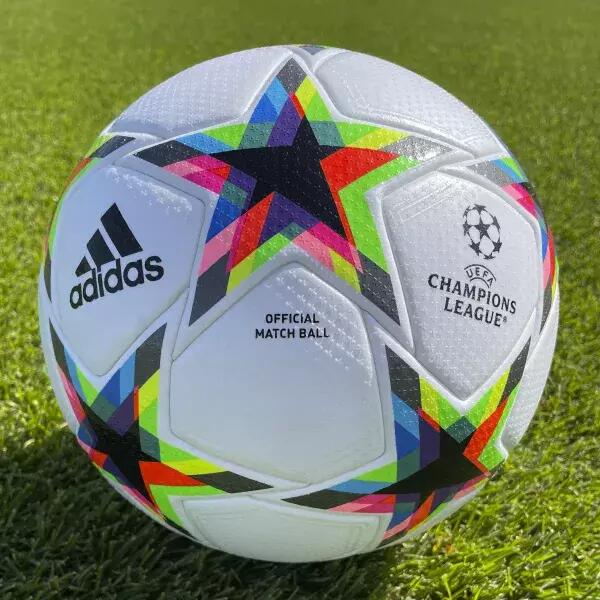 Focilabda UEFA Champions League Pro Void Ball, 5-ös méret