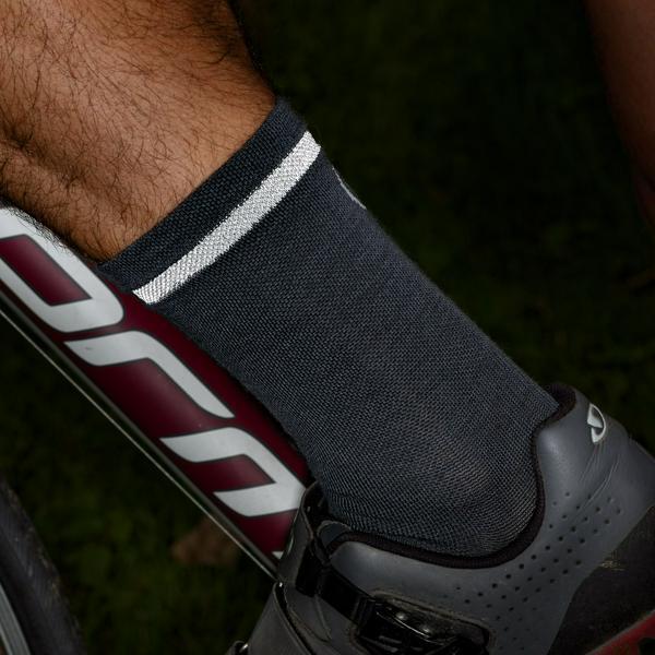 Proviz Classic Mid Length Merino Reflective Cycling Socks 4/5