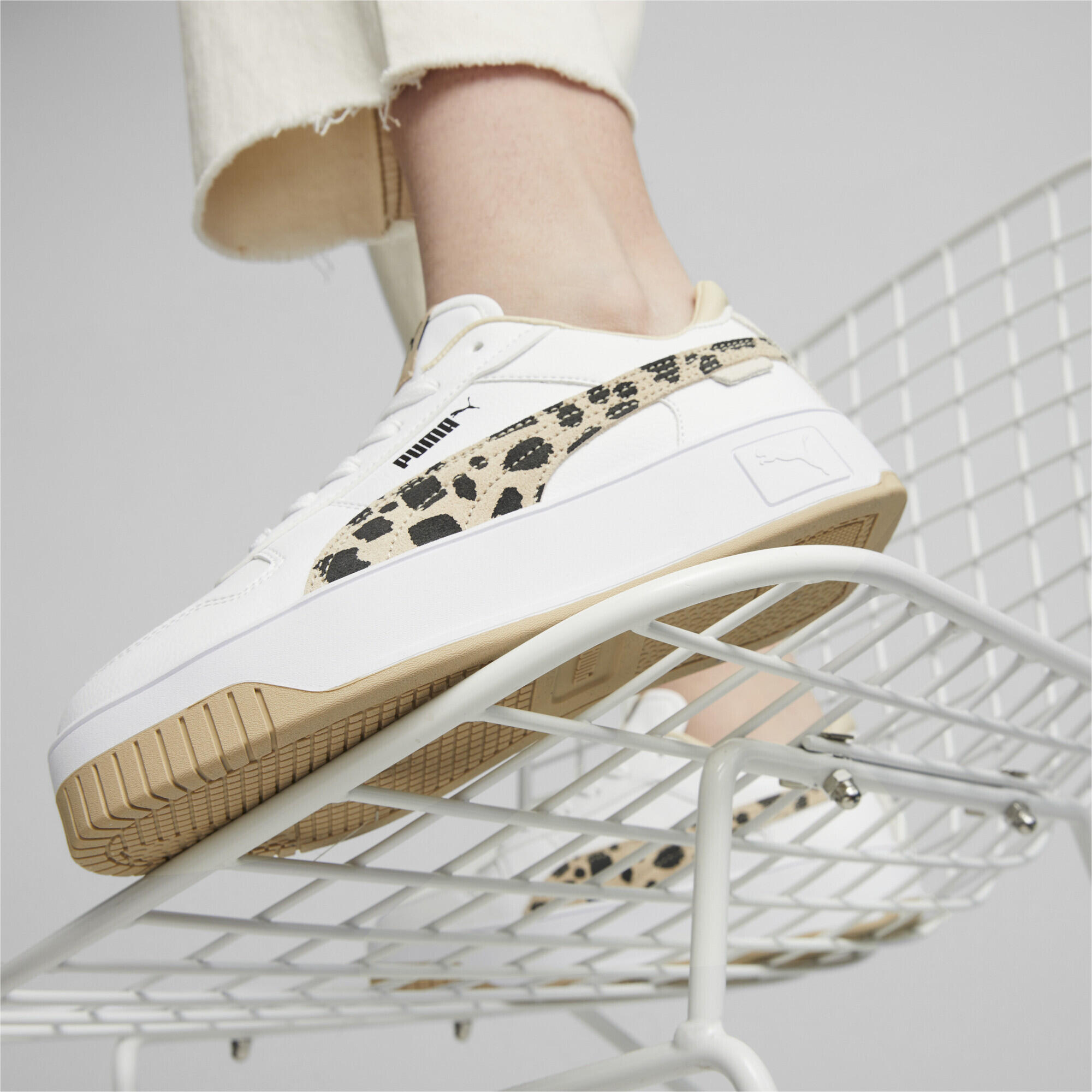 Carina Street Animal Sneakers Damen PUMA White Granola Black Beige 3/7