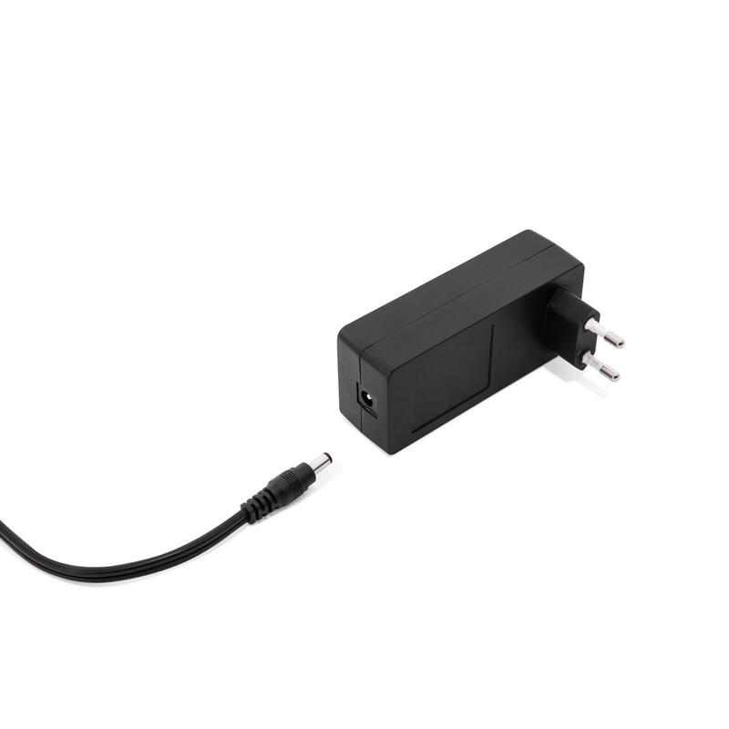 Intex 68609 - Pompa Elettrica per gonfiaggio e sgonfiaggio, Accendisigari