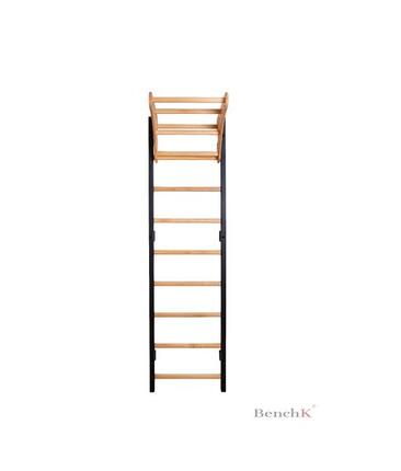 Sprossenwand BenchK 711B mit Klimmzugstange aus Holz